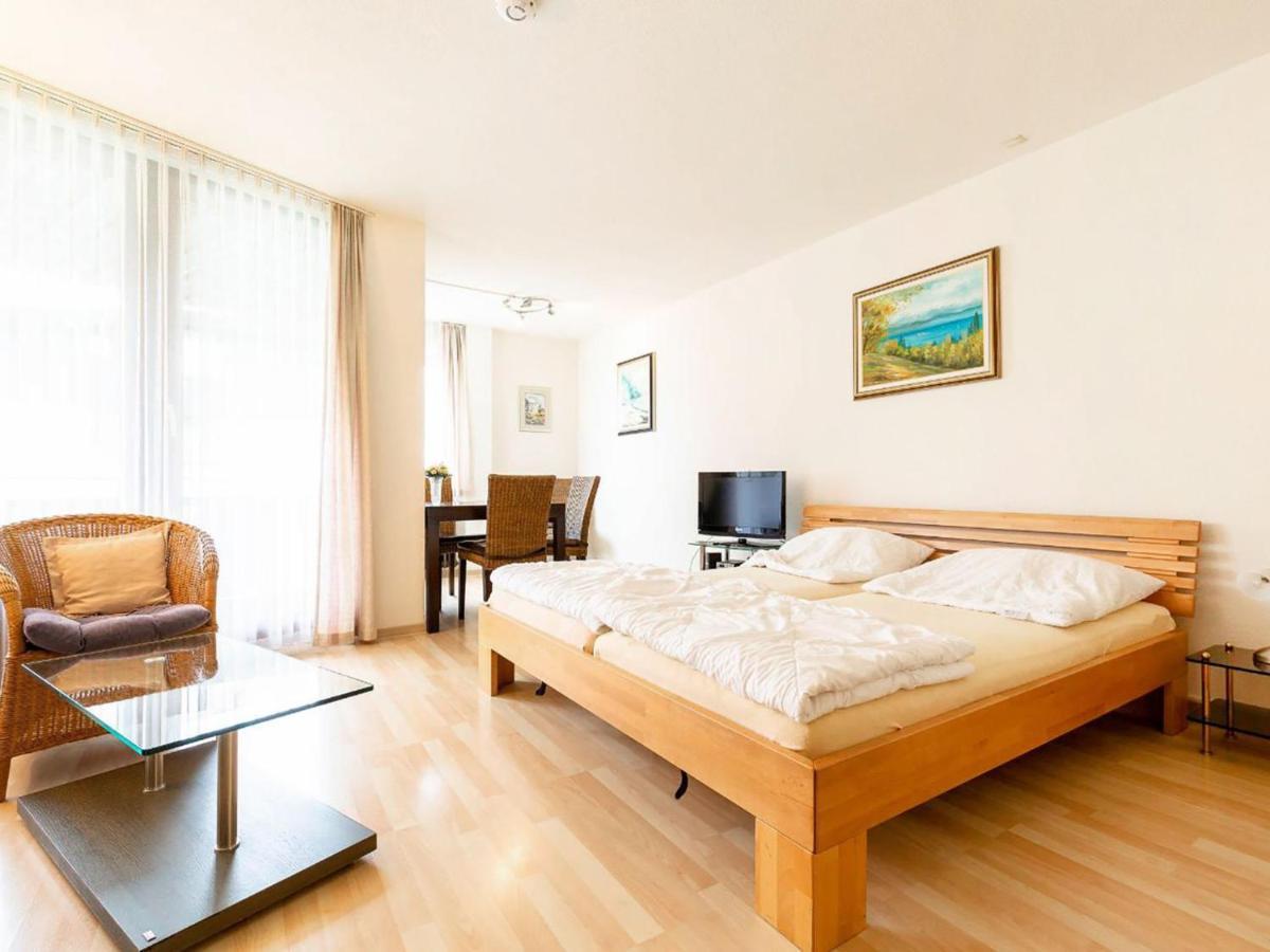 Apartment Ferienwohnpark Immenstaad-3 By Interhome Именстад ам Бодензе Екстериор снимка